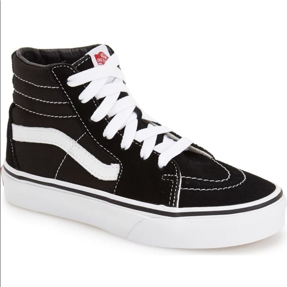 Vans - Black & White Sk8 Hi